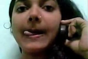 A Bangladeshi Girl Flaunts Herself To Her Lover On Txxx.com
